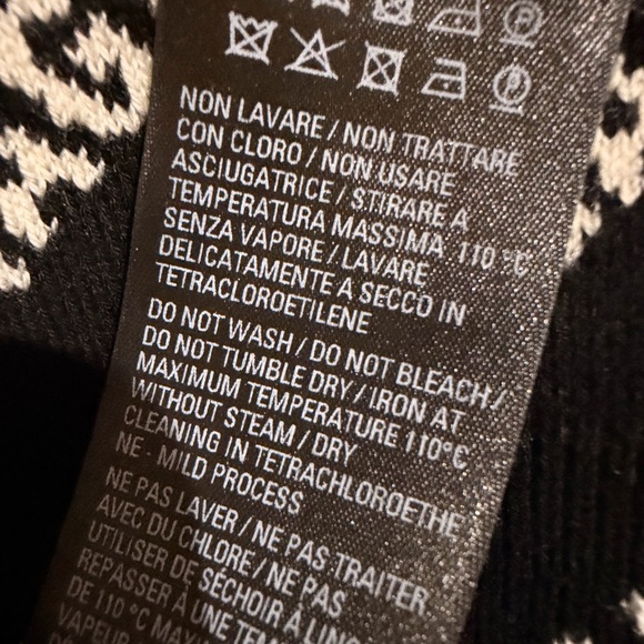 BALENCIAGA Mini Logo Crop Pullover - Picture 8 of 9